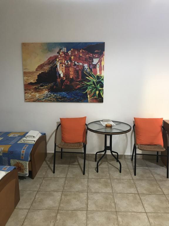 Vrisi & Apartament *