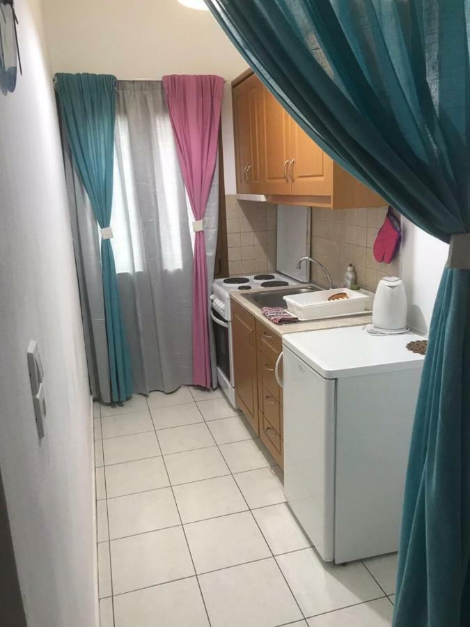 Vrisi & Apartament