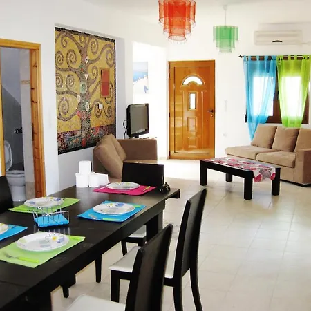 Vrisi Apartments & Villa Pitsidia Room photo