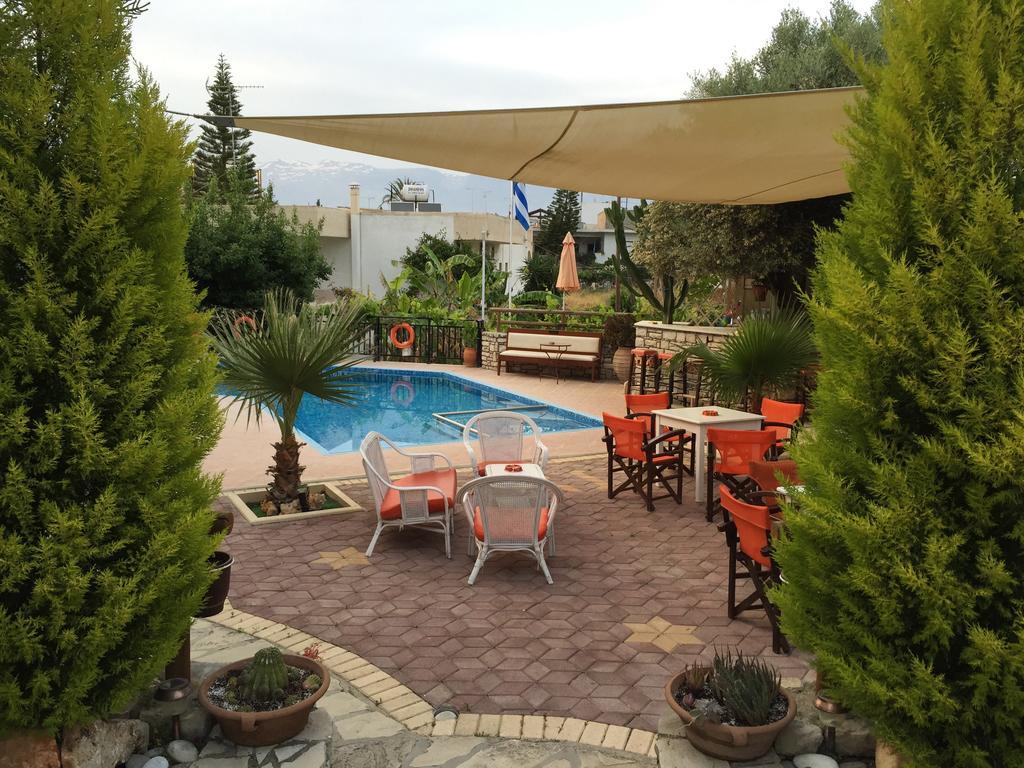 Vrisi & Apartment *
