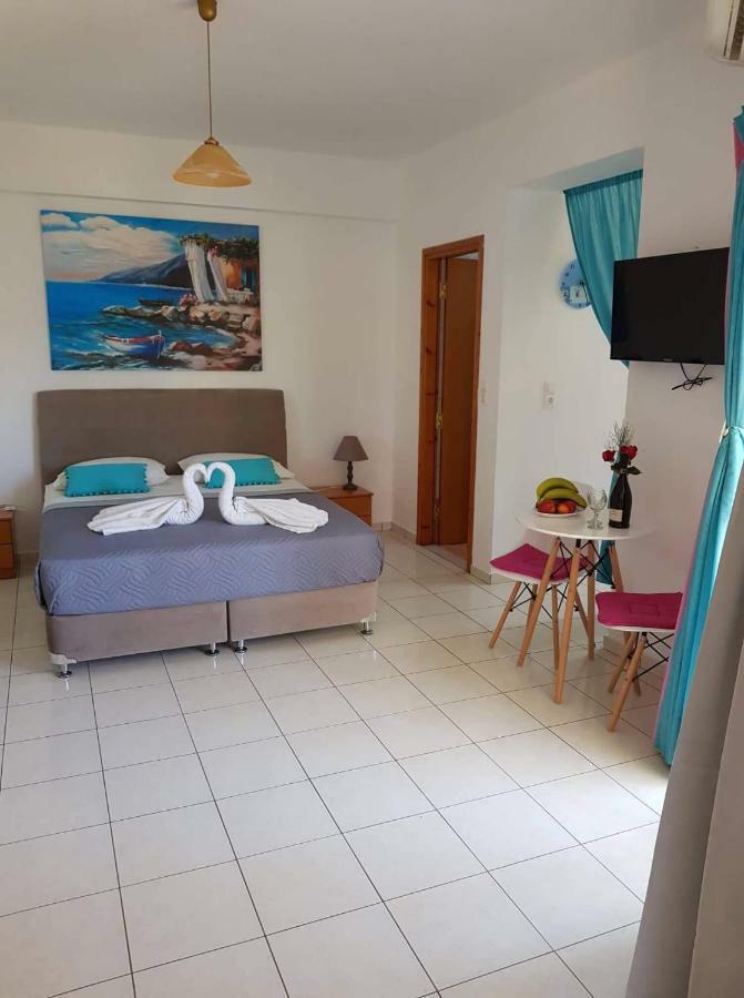 Apartment Vrisi & Pitsidia